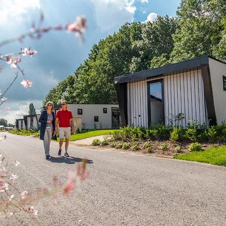 Vakantiepark Aan De Maas Kerkdriel Esterno foto