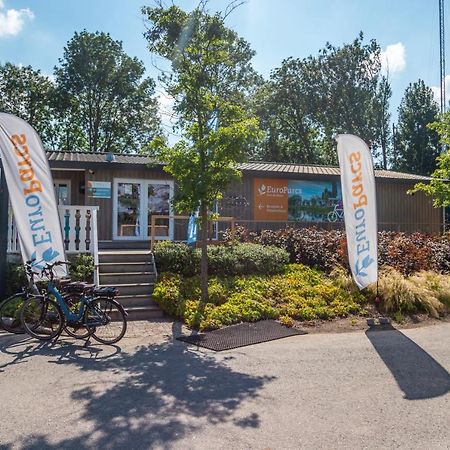 Vakantiepark Aan De Maas Kerkdriel Esterno foto