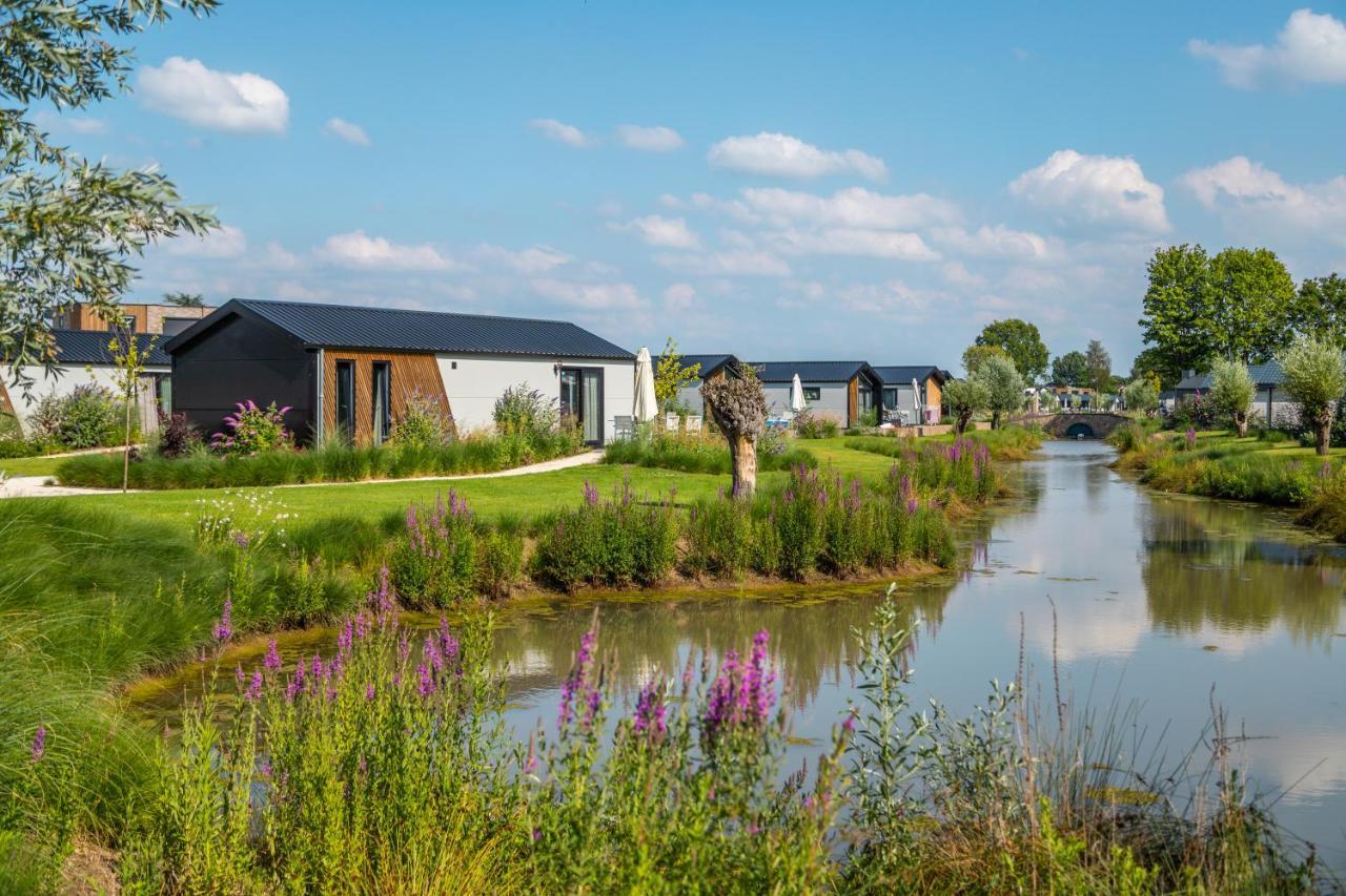 Vakantiepark Aan De Maas Kerkdriel Esterno foto